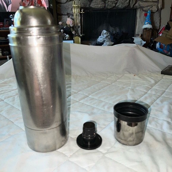 Thermos Stainless Steel Vacuum Bottle - Picture 6 of 6